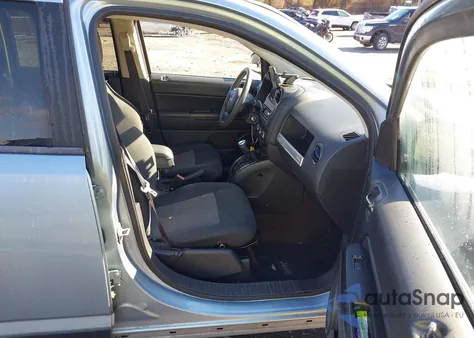 2014 Jeep Compass Sport из США, поврежденный, VIN 1C4NJDBB0ED529098